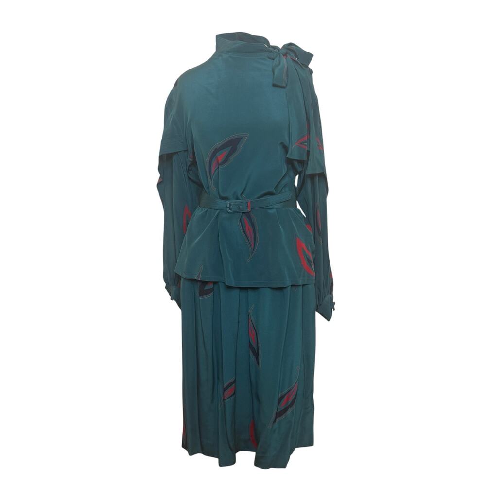 Vintage Albert Nipon 100% Silk Skirt Blouse Set with Belt Feather Print
